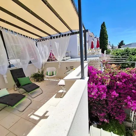 Delux David Apartamento Veliko Grablje